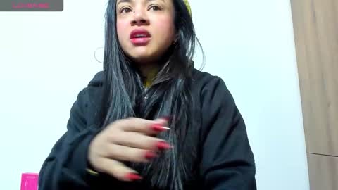 mellanie online show from December 18, 10:54 am