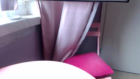 Snapshot of melli23 chatting on October 1, 11:05 am Melli online show from October 1, 11:05 am