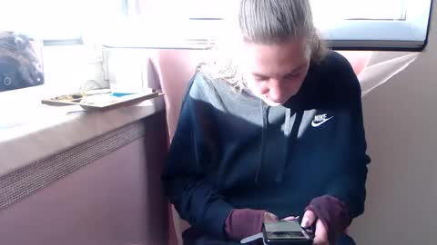 Snapshot of melli23 chatting on October 2, 3:08 pm Melli online show from October 2, 3:08 pm