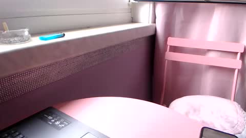 Snapshot of melli23 chatting on October 5, 1:42 pm Melli online show from October 5, 1:42 pm