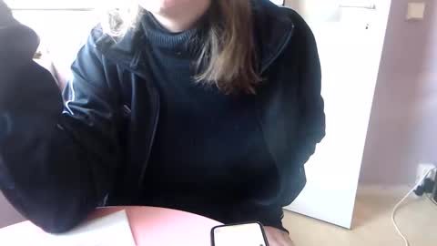 Snapshot of melli23 chatting on October 13, 1:11 pm Melli online show from October 13, 1:11 pm