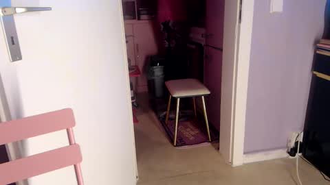 Snapshot of melli23 chatting on October 15, 7:47 pm Melli online show from October 15, 7:47 pm