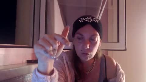 Snapshot of melli23 chatting on October 23, 7:56 pm Melli online show from October 23, 7:56 pm