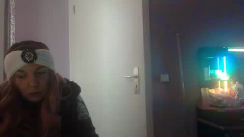 Melli online show from February 5, 1:05 pm