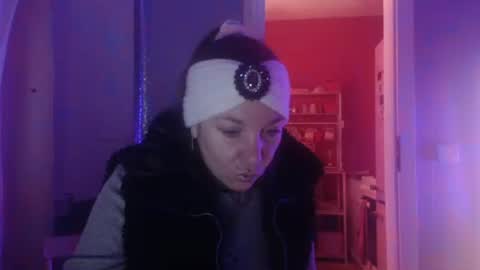 Melli online show from February 9, 4:44 pm