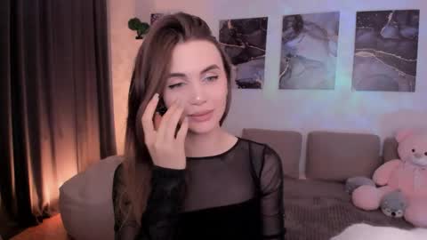 Tessa online show from May 2, 3:22 am