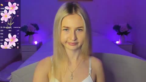 Mellina online show from December 20, 6:37 pm