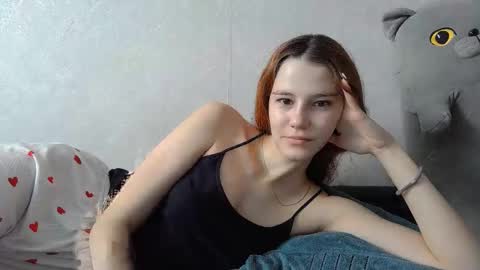 Snapshot of mellisamaxwell chatting on March 7, 6:02 am Mellisa online show from March 7, 6:02 am