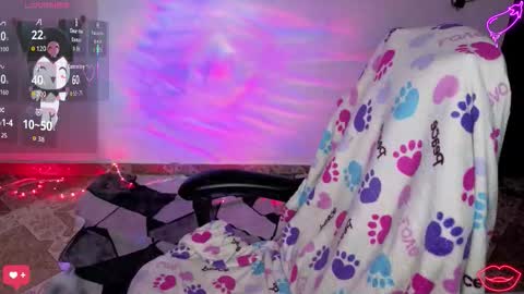 mellody online show from February 4, 2:01 pm