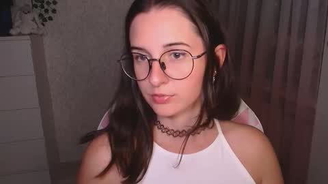 Snapshot of mellonmayre chatting on September 28, 7:30 pm mellonmayre online show from September 28, 7:30 pm