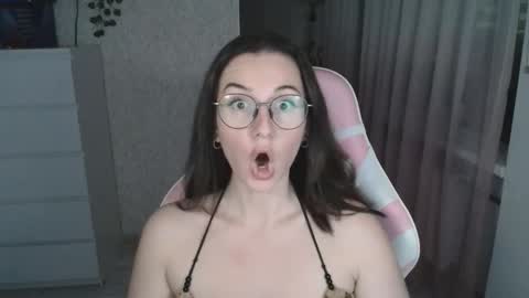 mellonmayre online show from February 9, 7:40 pm