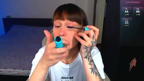 Mel online show from May 10, 11:32 pm
