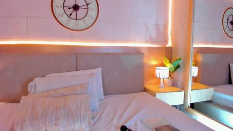 Melody online show from April 1, 2:45 am