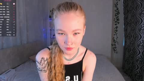 melodievejar online show from April 1, 4:24 am