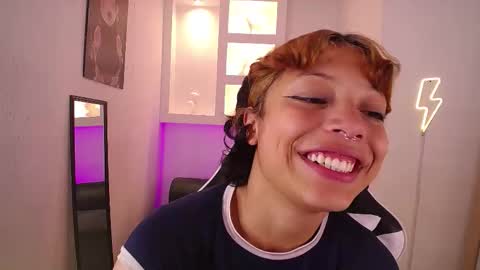 melody701583as online show from March 27, 1:00 pm