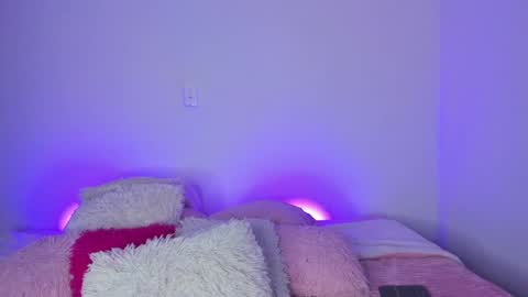    online show from January 29, 9:28 pm