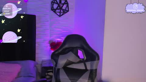 Melody online show from December 20, 8:27 pm