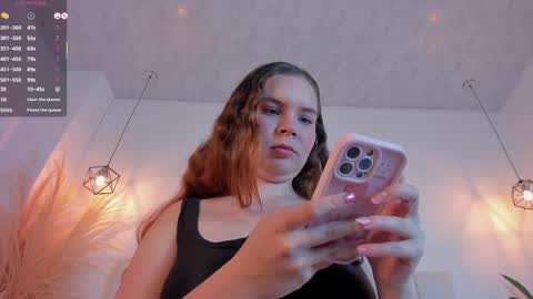 Snapshot of melody_blake16 chatting on April 9, 11:48 am online show from April 9, 11:48 am
