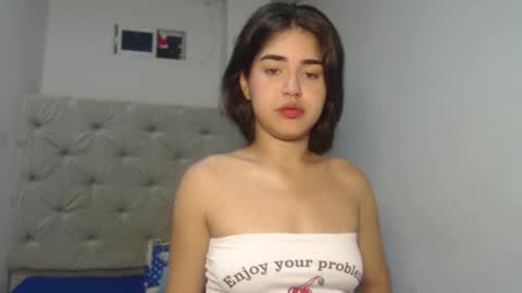 melody phillips online show from November 19, 10:48 am