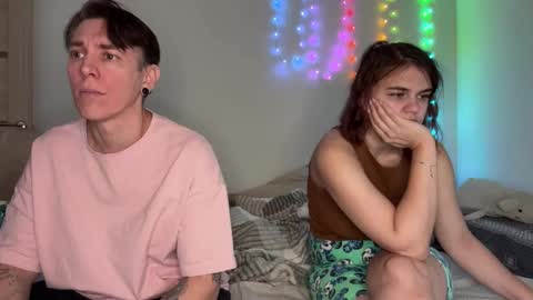 Snapshot of melody_song chatting on January 17, 6:07 am melody_song online show from January 17, 6:07 am