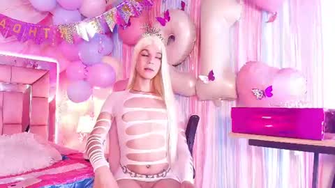melody_trixie online show from June 23, 5:38 am