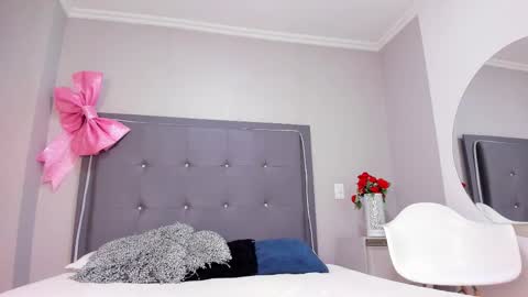 melodycute18 online show from February 6, 12:08 pm