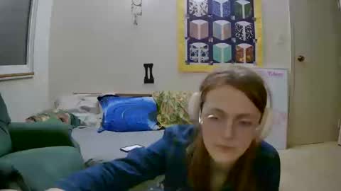 MelodysMadness online show from February 4, 2:50 am