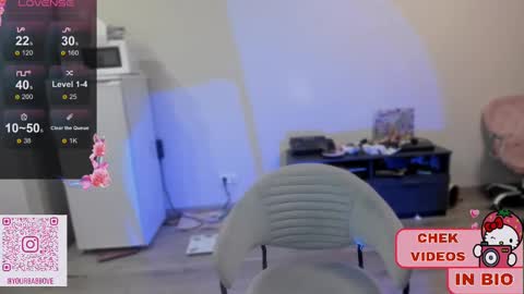 Snapshot of melonipinkbb chatting on February 13, 1:40 am MELONI online show from February 13, 1:40 am
