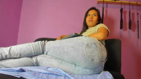 Snapshot of melydoll_ chatting on March 31, 7:47 pm Maelly online show from March 31, 7:47 pm