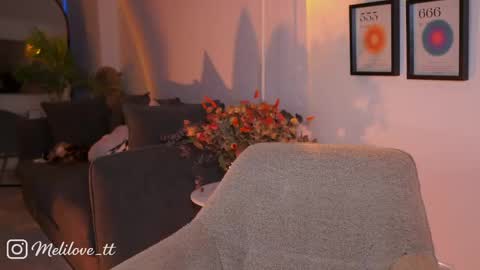 Melissa online show from May 19, 11:00 pm