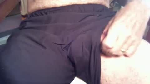 Mimis man online show from October 25, 6:02 pm