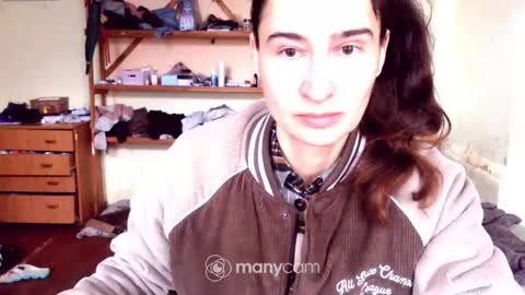 Yummygirl online show from December 15, 6:28 am