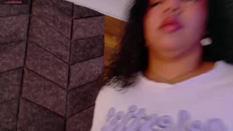  Memphis Williams  online show from April 7, 2:45 am