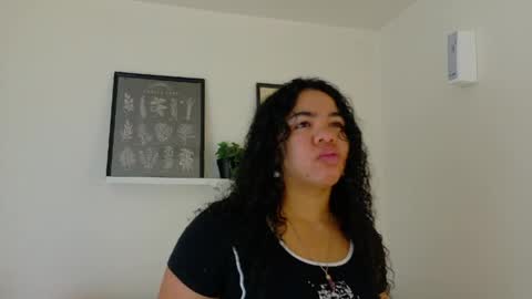  Memphis Williams  online show from May 22, 2:51 am