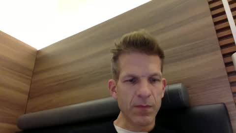 Andres online show from October 26, 12:22 pm