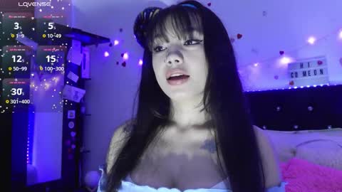 Snapshot of mena_hicks chatting on March 19, 12:25 am Heart online show from March 19, 12:25 am