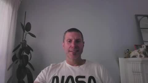 Snapshot of menotista chatting on November 25, 4:18 pm menotista online show from November 25, 4:18 pm