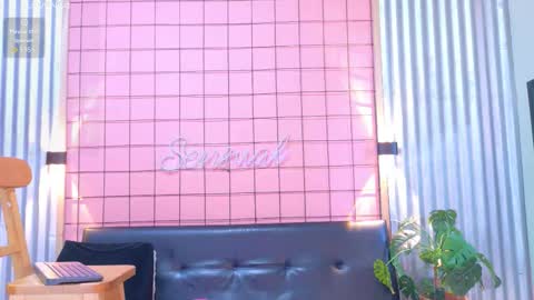 Snapshot of mensia_hernandez chatting on March 14, 1:27 pm Princess Mensia online show from March 14, 1:27 pm