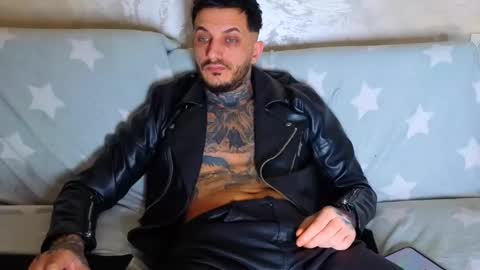 Snapshot of mentoxxl chatting on March 3, 3:07 pm Fallow my ONLYFANS for xxx daily online show from March 3, 3:07 pm