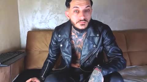 Snapshot of mentoxxl chatting on April 2, 12:14 pm Fallow my ONLYFANS for xxx daily online show from April 2, 12:14 pm