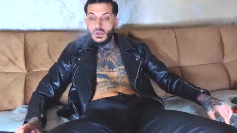 Snapshot of mentoxxl chatting on April 4, 12:24 pm Fallow my ONLYFANS for xxx daily online show from April 4, 12:24 pm