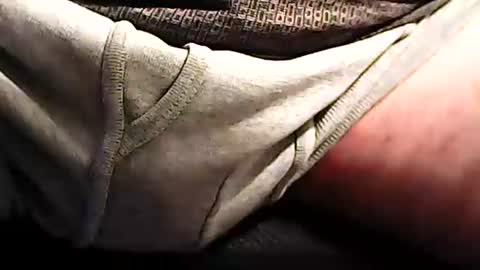 menwith64 online show from December 15, 10:39 am