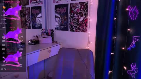 meow marie online show from November 3, 11:15 pm