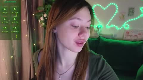 meow_mellie online show from October 3, 2:19 am