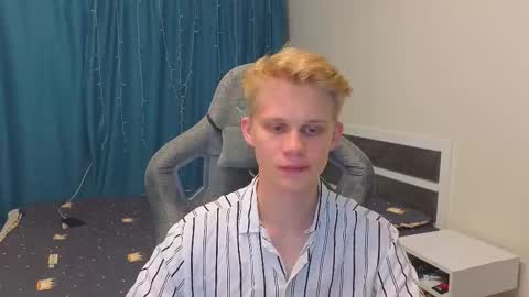 Mickey online show from October 8, 10:51 pm