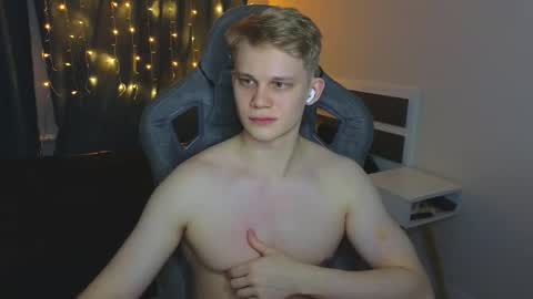 Mickey online show from February 4, 5:19 pm