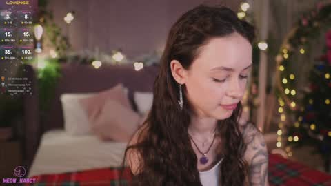 Snapshot of meow_nancy chatting on December 22, 11:22 am Heeyyooo Im Nans Subscribe to me I will be glad online show from December 22, 11:22 am