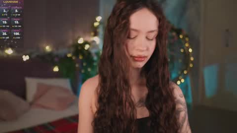 Snapshot of meow_nancy chatting on December 26, 5:04 am Heeyyooo Im Nans Subscribe to me I will be glad online show from December 26, 5:04 am