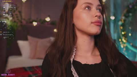 Snapshot of meow_nancy chatting on January 18, 11:21 am Heeyyooo Im Nans Subscribe to me I will be glad online show from January 18, 11:21 am