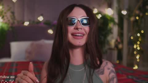 Snapshot of meow_nancy chatting on February 4, 11:27 am Heeyyooo Im Nans Subscribe to me I will be glad online show from February 4, 11:27 am